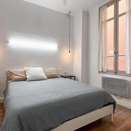 Chambre moderne, proche Monaco 3*