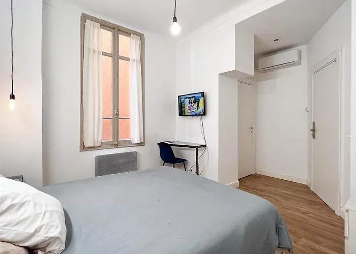 Pensjonat Moderne, Proche Monaco 3*