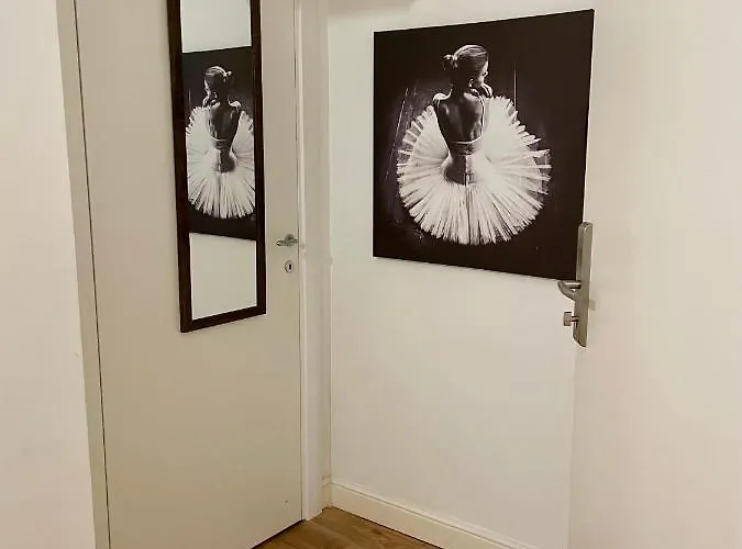 Πανσιόν Chambre Confort Premium - Monaco 1 3*